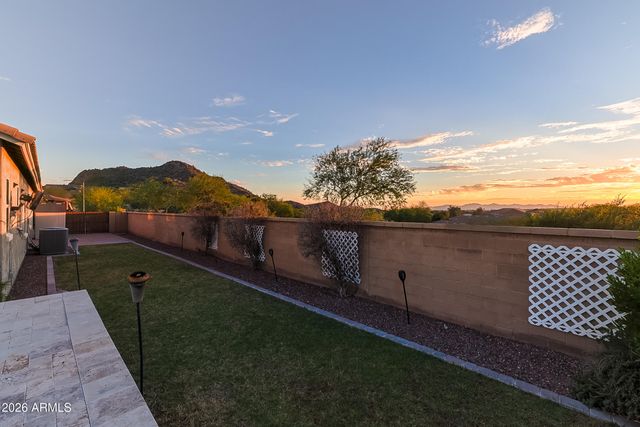 10058 W WHITE FEATHER Lane, Peoria, AZ 85383