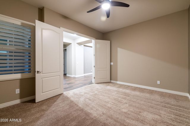 10058 W WHITE FEATHER Lane, Peoria, AZ 85383