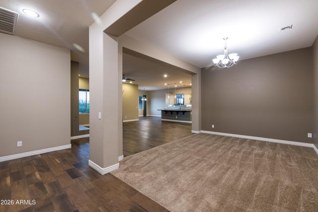 10058 W WHITE FEATHER Lane, Peoria, AZ 85383