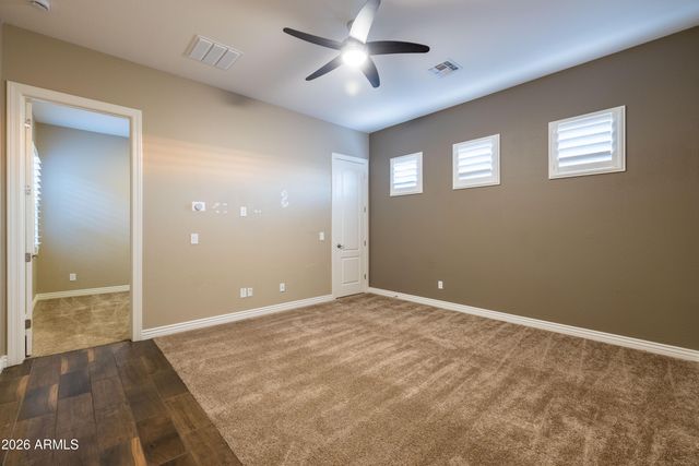 10058 W WHITE FEATHER Lane, Peoria, AZ 85383