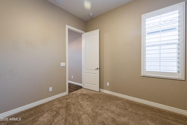 10058 W WHITE FEATHER Lane, Peoria, AZ 85383