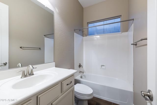 10058 W WHITE FEATHER Lane, Peoria, AZ 85383