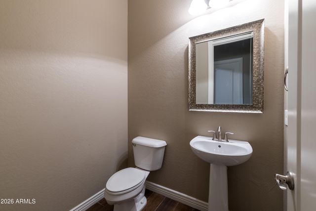 10058 W WHITE FEATHER Lane, Peoria, AZ 85383