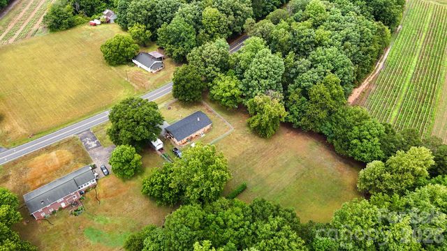 1210 Belwood Lawndale Road, Lawndale, NC 28090