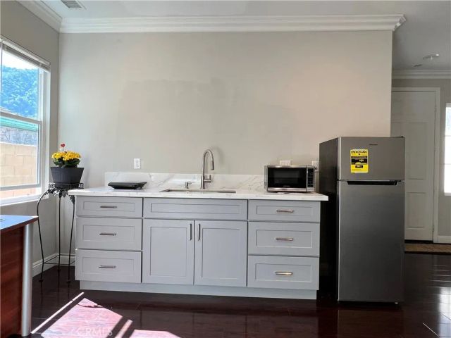 19 Moonridge Court, Azusa, CA 91702