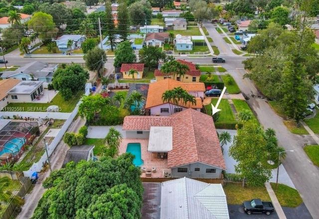 5500 Buchanan St, Hollywood, FL 33021