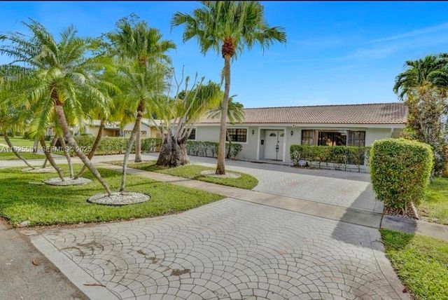 5500 Buchanan St, Hollywood, FL 33021