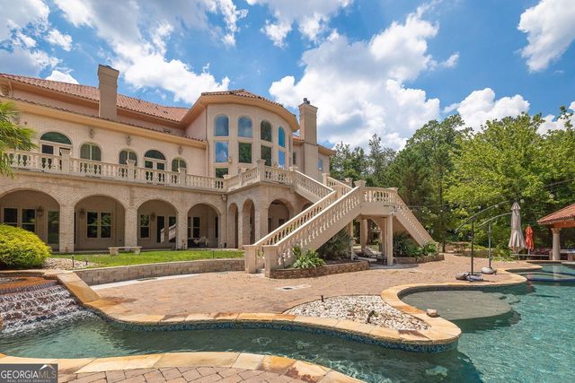 4561 Northside Drive NW, Sandy Springs, GA 30327