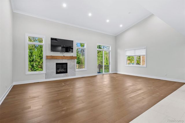20249 Beacon Way, Northville, MI 48167