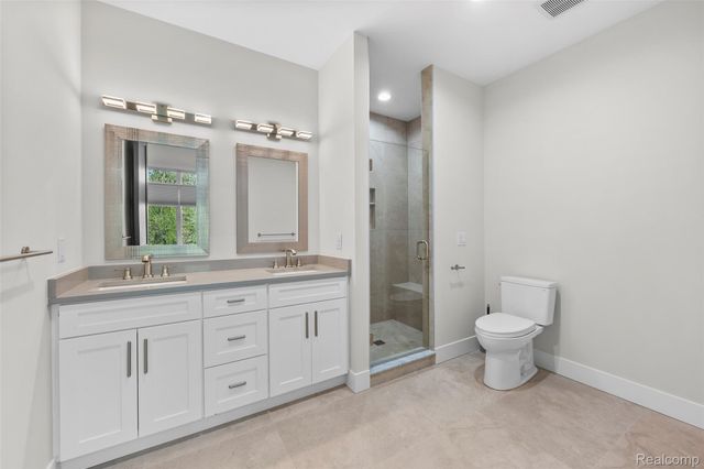 20249 Beacon Way, Northville, MI 48167