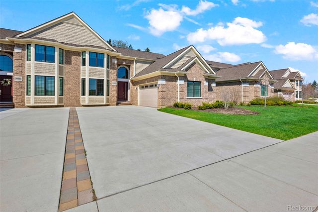20249 Beacon Way, Northville, MI 48167