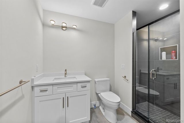 20249 Beacon Way, Northville, MI 48167