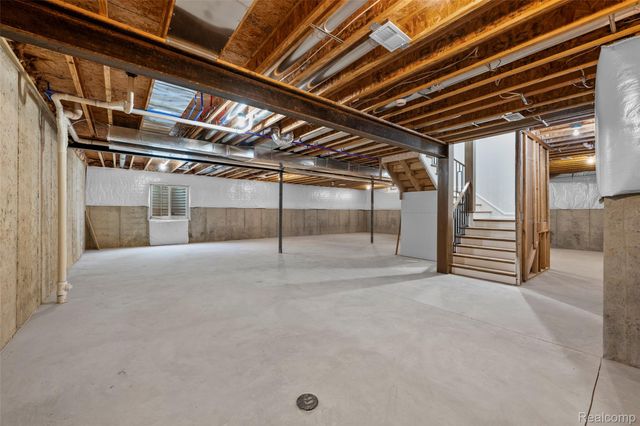 20249 Beacon Way, Northville, MI 48167