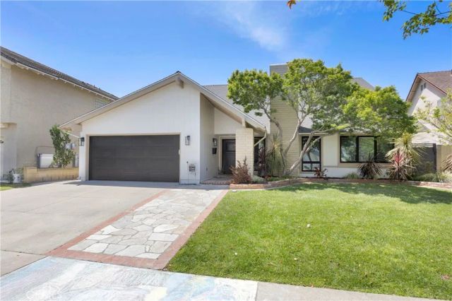 10301 Humbolt Street, Los Alamitos, CA 90720