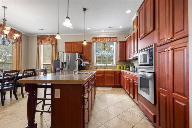 105 Pepper Circle, Diana, TX 75640
