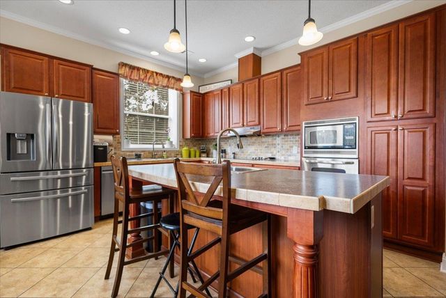 105 Pepper Circle, Diana, TX 75640