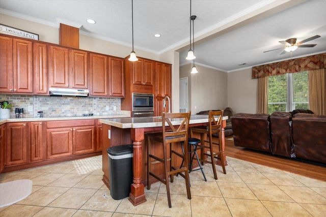 105 Pepper Circle, Diana, TX 75640