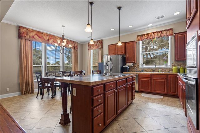 105 Pepper Circle, Diana, TX 75640