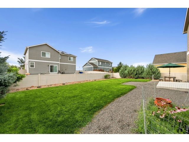 3962 Ginkgo St, Wellington, CO 80549
