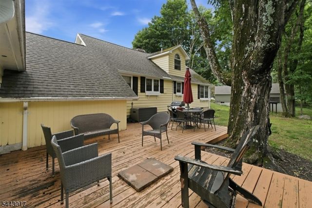 11 Putting Green, Sparta Twp., NJ 07871