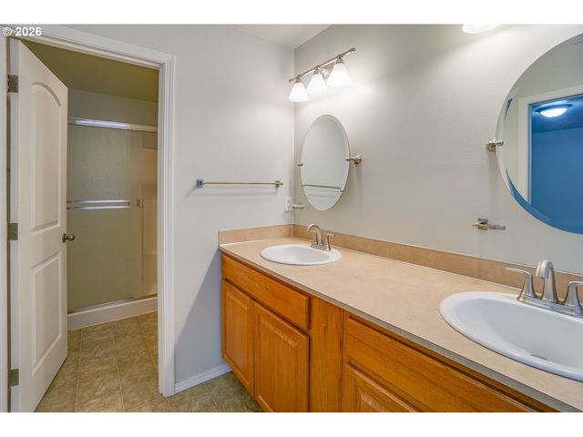 9819 Ne 86TH St, Vancouver, WA 98662