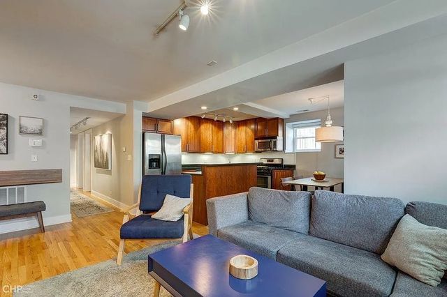 3424 N RACINE Avenue G, Chicago, IL 60657