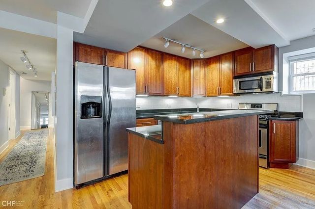 3424 N RACINE Avenue G, Chicago, IL 60657