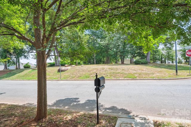 11612 Galashiels Drive, Huntersville, NC 28078