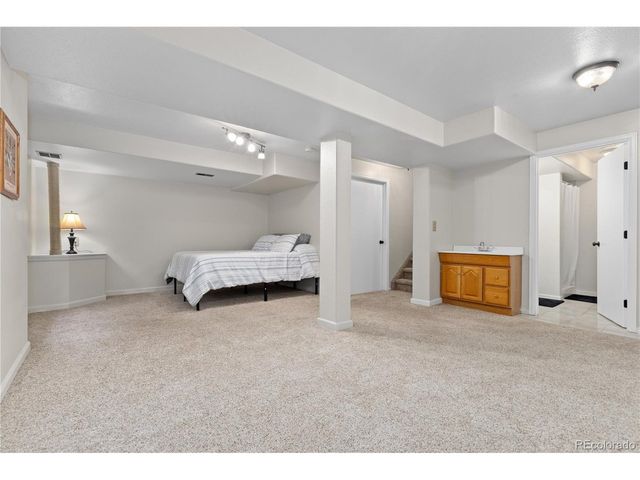 5123 S Parfet Way, Littleton, CO 80127