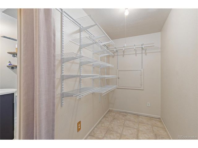 5123 S Parfet Way, Littleton, CO 80127