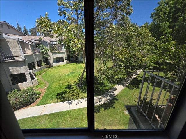 2410 N Towne 63, Pomona, CA 91767