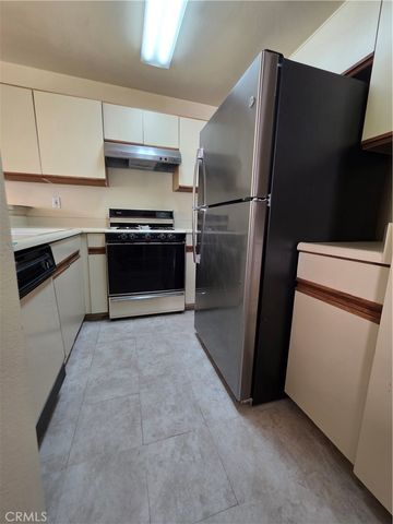 2410 N Towne 63, Pomona, CA 91767