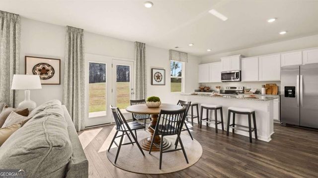 350 Friendship Oak Way, Hampton, GA 30228