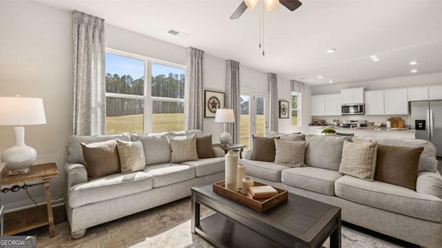 350 Friendship Oak Way, Hampton, GA 30228