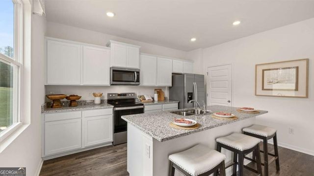 350 Friendship Oak Way, Hampton, GA 30228