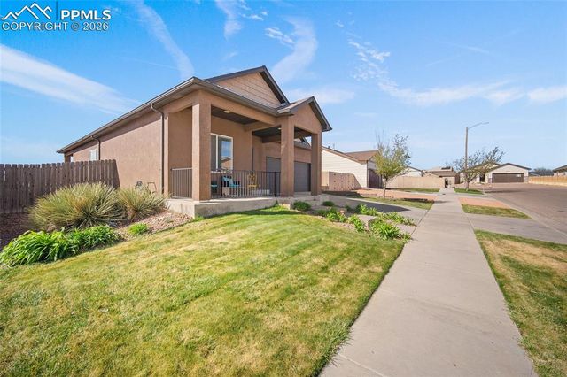 3012 Prairie Hawk Lane, Pueblo, CO 81005