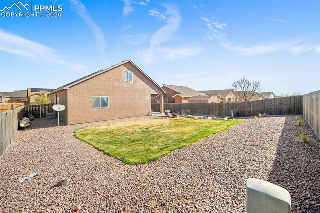 3012 Prairie Hawk Lane, Pueblo, CO 81005