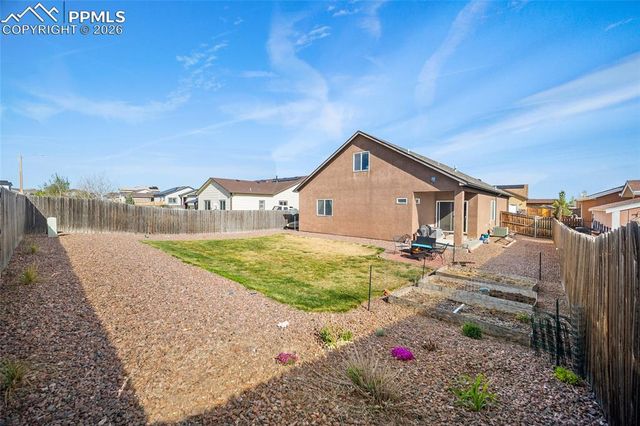 3012 Prairie Hawk Lane, Pueblo, CO 81005