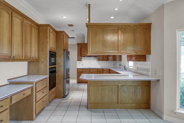 13777 Parkway Manor Drive, Willis, TX 77318