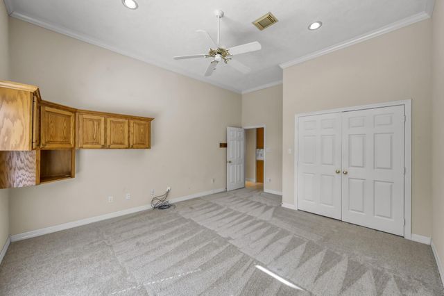 13777 Parkway Manor Drive, Willis, TX 77318