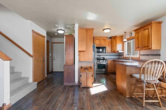 2198 S BROADWAY STREET, De Pere, WI 54115