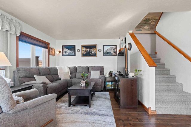 2198 S BROADWAY STREET, De Pere, WI 54115