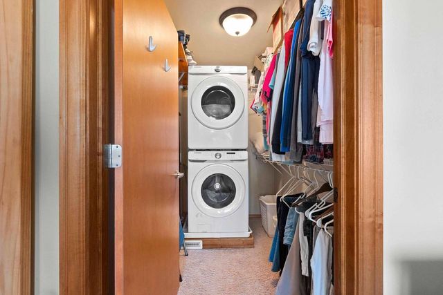 2198 S BROADWAY STREET, De Pere, WI 54115