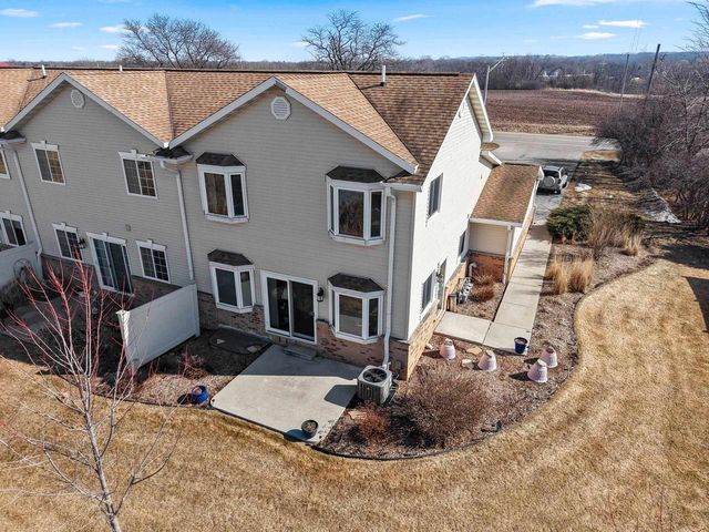 2198 S BROADWAY STREET, De Pere, WI 54115