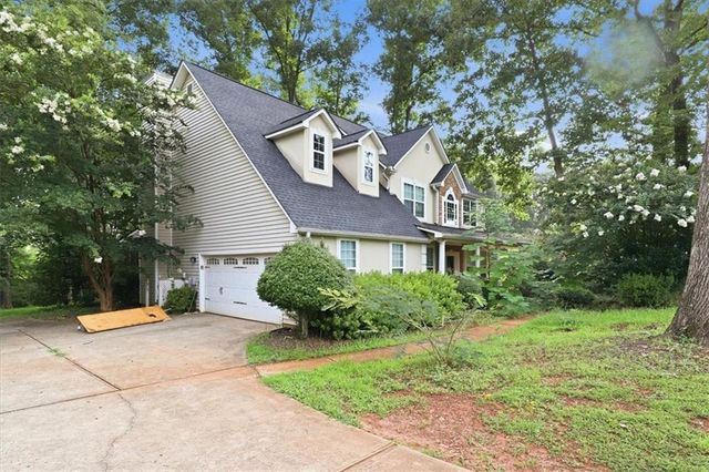 3011 Sarah Ln, Griffin, GA 30224