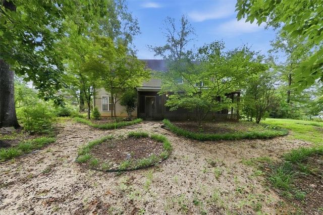3011 Sarah Ln, Griffin, GA 30224