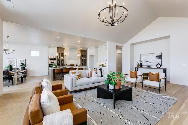 2888 E Mardia St, Meridian, ID 83642