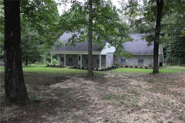 596 GRAYS CREEK Road, Dry Prong, LA 71423