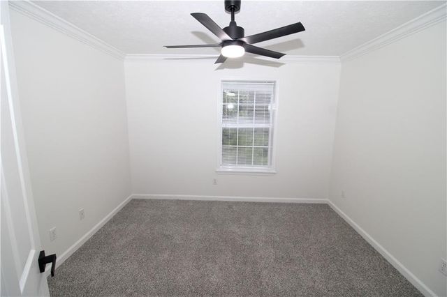 596 GRAYS CREEK Road, Dry Prong, LA 71423