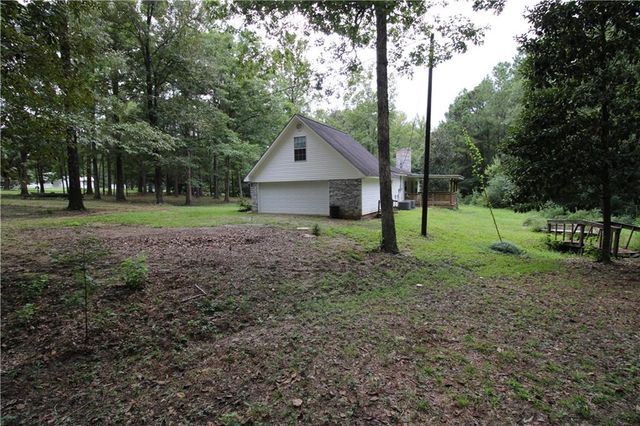 596 GRAYS CREEK Road, Dry Prong, LA 71423
